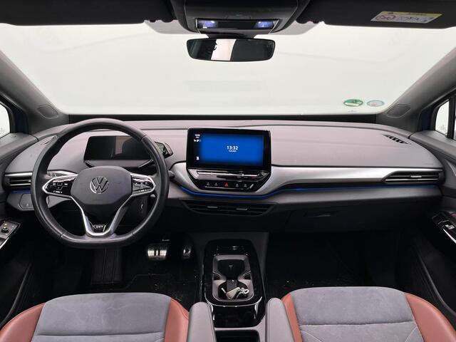 Volkswagen ID.4 First 77 kWh 204 Pk Automaat | Navigatie | 20 Inch | Adaptive Cruise | Stoelverwarming | Camera | 75.835 Km!!