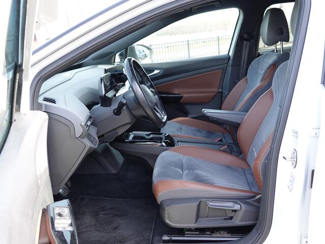 Volkswagen ID.4 First 77 kWh TWO-TONE | H-LEER | ADAPT. CRUISE | NAVI | CAM