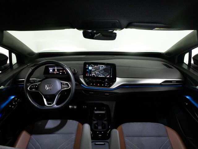 Volkswagen ID.4 First 77 kWh 204 PK | LED | Stoel & Stuurwiel Verwarming | Achteruitrijcamera |