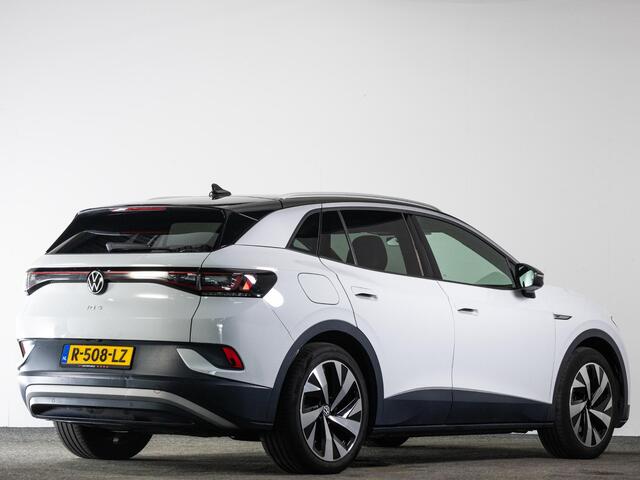 Volkswagen ID.4 First 77 kWh 204pk | Trekhaak | Warmtepomp | Adaptieve Cruise | Achteruitrijcamera | Navigatie |