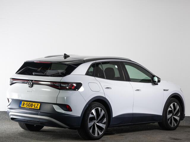 Volkswagen ID.4 First 77 kWh 204pk | Trekhaak | Warmtepomp | Adaptieve Cruise | Achteruitrijcamera | Navigatie |