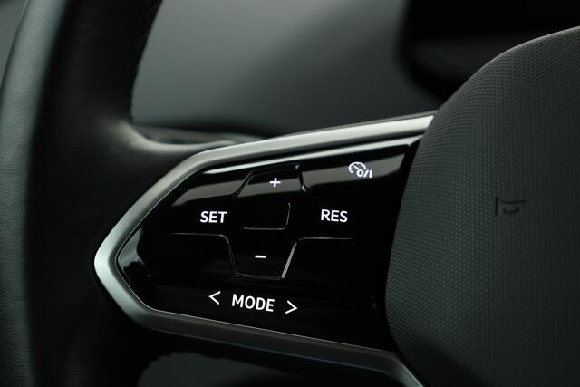 Volkswagen ID.4 Pro 77 kWh 204pk | Navi | Camera | Warmtepomp | Keyless | Stoelverwarming