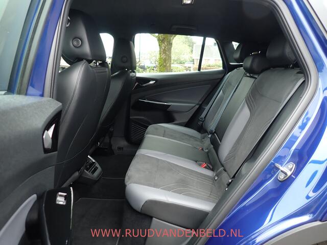 Volkswagen ID.4 Pro 77 kWh TREKHAAK / CAMERA / CARPLAY