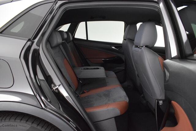 Volkswagen ID.4 First 204pk 77 kWh Trekhaak Warmtepomp Stoelverwarming Navigatie
