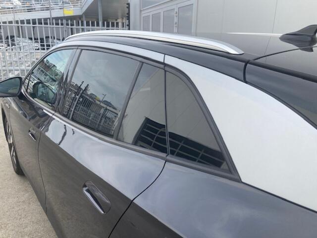 Volkswagen ID.4 First 204pk 77 kWh accu | Navi | PDC | Camera | Donker glas | Alcantara/leer | Verwarmde stoelen | Apple carplay