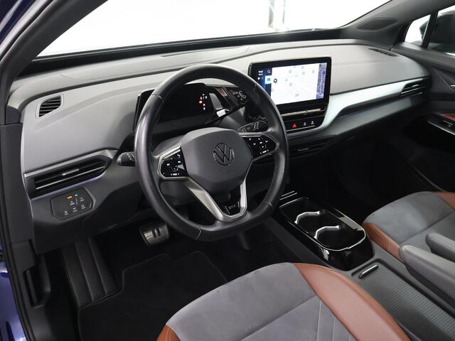 Volkswagen ID.4 First 77 kWh | SOH 94% | Elek. trekhaak | Warmtepomp | Stoel/stuurwielverwarming | Navigatie | Parkeercamera | Cruise Control Adaptief |