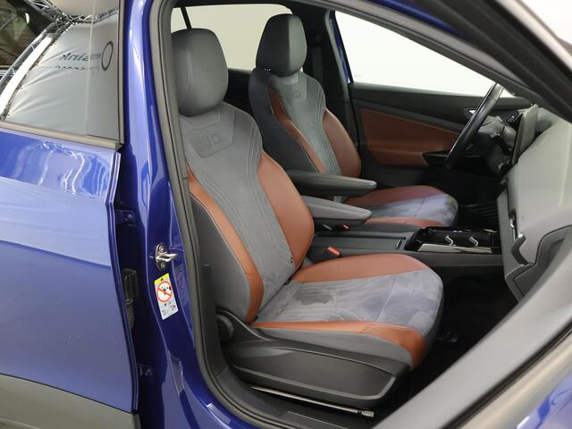 Volkswagen ID.4 First 77 kWh | SOH 94% | Elek. trekhaak | Warmtepomp | Stoel/stuurwielverwarming | Navigatie | Parkeercamera | Cruise Control Adaptief |