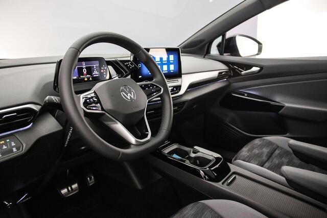 Volkswagen ID.4 Pro 204pk Automaat Panoramadak, Adaptive cruise control, 360 camera, Navigatie, Elektrische achterklep, Achteruitrijcamera, Parkeersensoren, Airco, DAB, LED verlichting