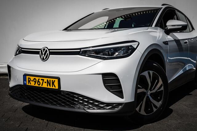 Volkswagen ID.4 Pure 52 kWh Navigatie/ Carplay/ Stoel-stuurverwarming/ Adapt. cruise/ Pdc/ Soh 95%