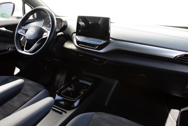 Volkswagen ID.4 Pure 52 kWh Navigatie/ Carplay/ Stoel-stuurverwarming/ Adapt. cruise/ Pdc/ Soh 95%