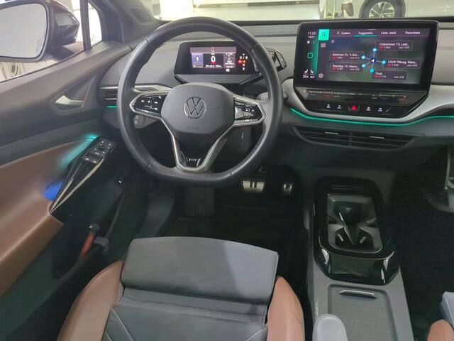 Volkswagen ID.4 First Max 204pk 77 kWh / Panoramadak / LED / Navigatie / LED / Elek Achterklep / Luxe Interieur / 21" LMV