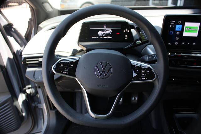 Volkswagen ID.4 52 kWh | Camera | Adaptive cruise | Keyless