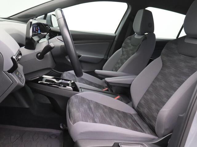 Volkswagen ID.4 Pro 77 kWh 204PK Adaptieve Cruise Controle, Warmtepomp, PDC voor en achter, Keyless, Stuur-Stoelverwarming, Voorruitverwarming, Trekhaak, 19" LM Velgen