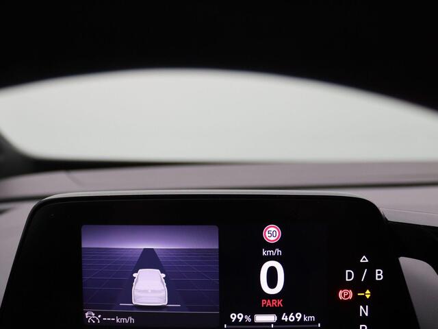 Volkswagen ID.4 Pro 77 kWh 204PK Adaptieve Cruise Controle, Warmtepomp, PDC voor en achter, Keyless, Stuur-Stoelverwarming, Voorruitverwarming, Trekhaak, 19" LM Velgen