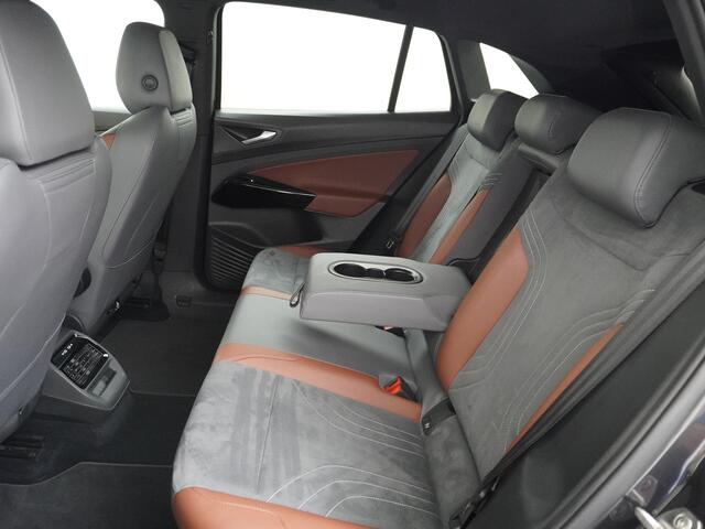 Volkswagen ID.4 MAX 77kWh 204PK Trekhaak Warmtepomp Adap.Cruise Apple Carplay/Android Auto Navi Ecc Pdc Head-Up Display DAB Keyless Matrix Led Koplampen Lmv 20" Wifi Stoelverwarming Rijstrooksensor Geluidsisolerend glas Connected services Draadloze telefoonlader Verkeers