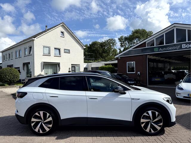 Volkswagen ID.4 First 77 kWh Trekhaak, Camera, 20'Lmv