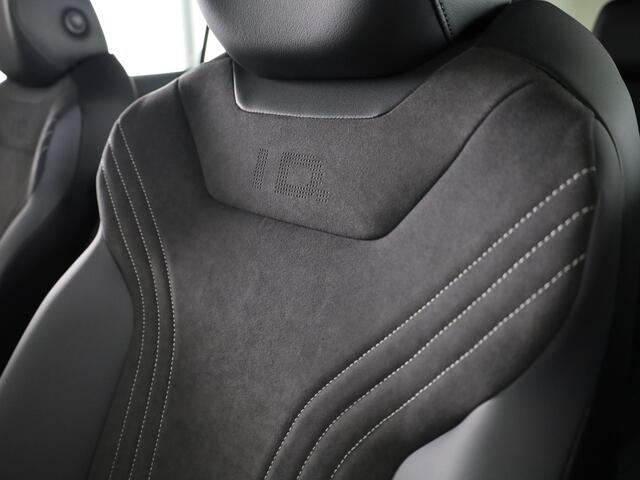 Volkswagen ID.4 Pro Business 77 kWh accu 210 kW / 286 PK SUV Elekt