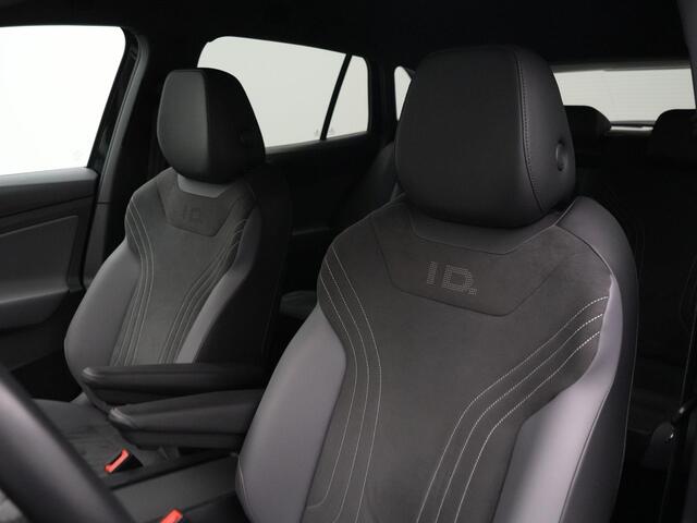 Volkswagen ID.4 Pro Business 77 kWh 286 pk | IQ Light | Rondomzicht camera | Stuur-/stoelverwarming