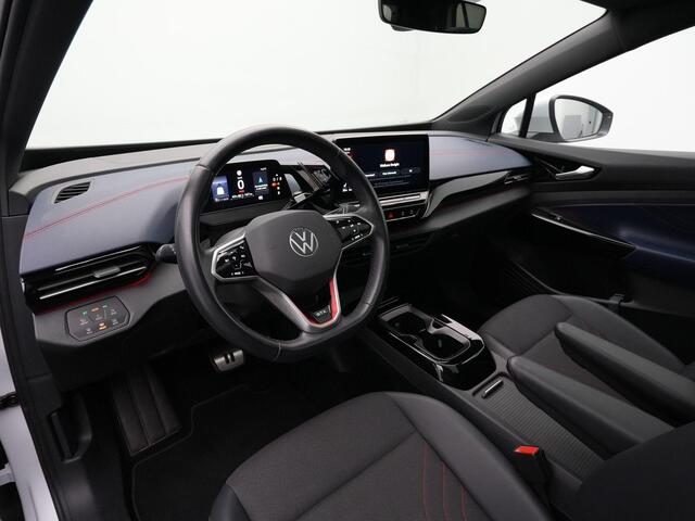 Volkswagen ID.4 GTX 4Motion 77 kWh 300 pk | Panoramadak | Trekhaak | 125 kW snelladen | Warmtepomp | Stuur-/stoelverwarming | Achteruitrijcamera |