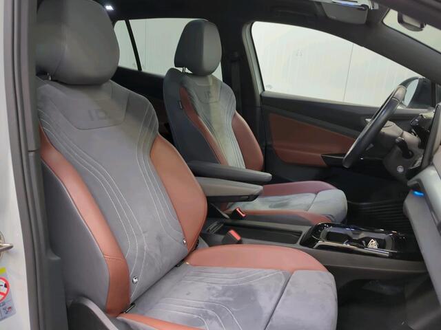 Volkswagen ID.4 First Max 77 kWh | Panorama | IQ-Light | 360 Camera |