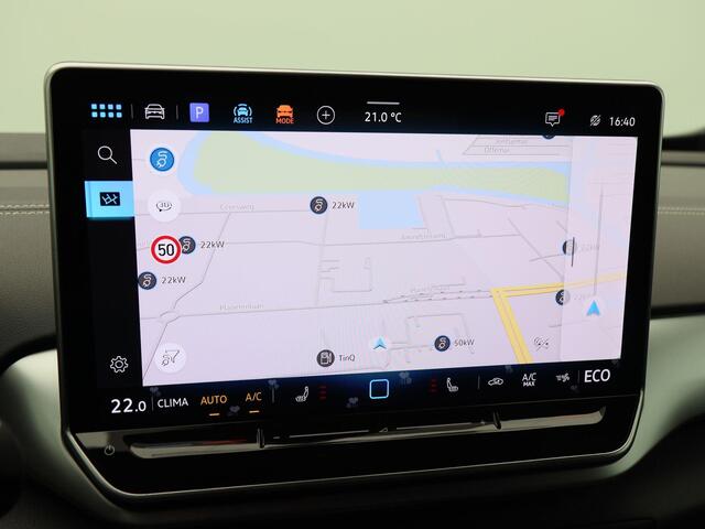 Volkswagen ID.4 Limited Edition 52 kWh accu 170 pk | Stoel & Stuurverwarming | Adaptive Cruise Control | Trekhaak | Achteruitrijcamera | Carplay |