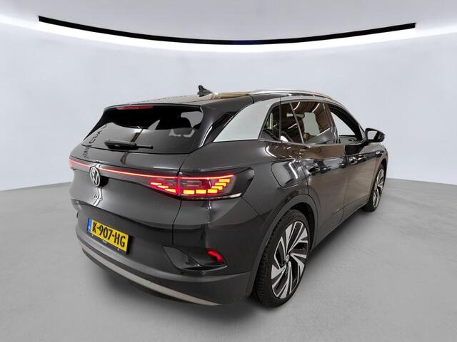 Volkswagen ID.4 First Max 77 kWh / PANO/ TREKHAAK/ 360 CAMERA/ PARK. SENSOREN/ MEMORY SEATS/ NAVI/ CLIMA/ GETINT GLAS/ 20" LMV