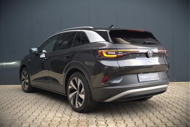 Volkswagen ID.4 First 77 kWh | Stoelverwarming | Stuurverwarming | Trekhaak | Adaptive Cruise Control | Navigatie | Apple Carplay | Keyless | Camera | Parkersensoren |