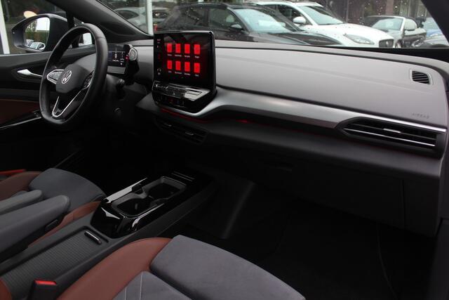 Volkswagen ID.4 Max 77 kWh / Full option! / Trekhaak / Panoramadak / Camera / Head-up / Keyless / 21'' / ACC / Dodehoek / Elektr. stoelen / Massage / Navigatie / Stuurverwarming