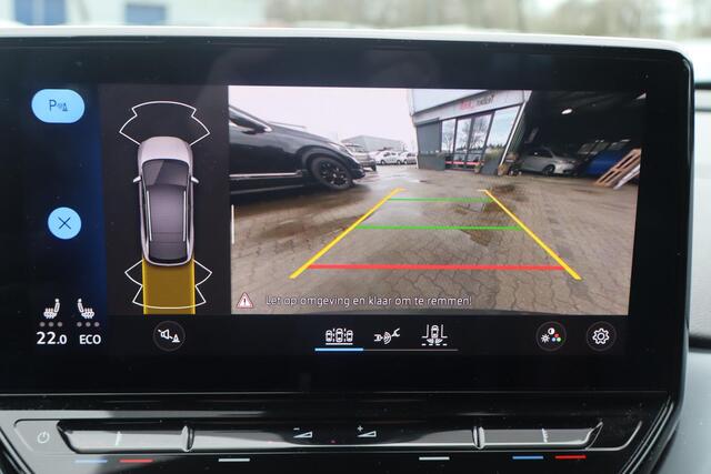 Volkswagen ID.4 First 77 kWh 89% SOH, Apple Carplay, Camera, Navigatie, Stoel- en Stuurverwarming, Adaptieve cruise control
