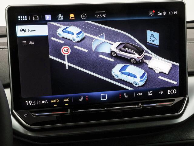 Volkswagen ID.4 Pro Limited Edition 77 kWh accu 286 PK · Trekhaak, elektrisch uitklapbaar · Achteruitrijcamera · Draadloze telefoonlader · Sfeerverlichting ·