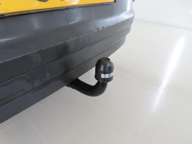 Volkswagen ID.4 Pro 77 kWh SOH 93% Airco ECC Navi Carplay PDC VA Stoel/Stuurwielverwarming Adaptive Cruise Control 19" LM Velgen