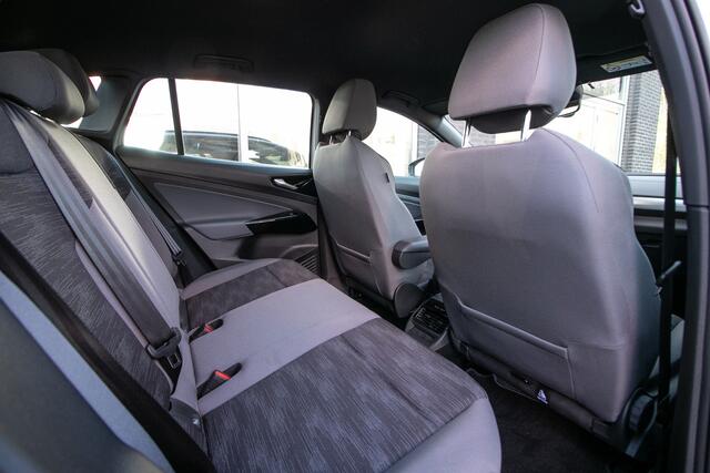 Volkswagen ID.4 Pro 77 kWh | All Season banden | 19" LMV | Carplay |