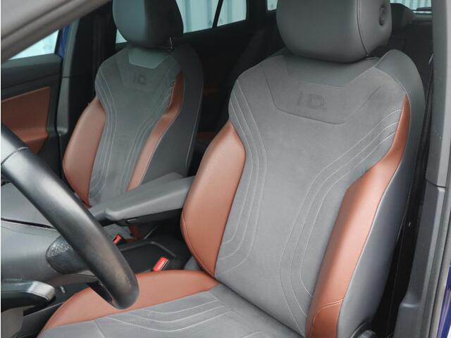 Volkswagen ID.4 First Pro Performance 77kWh 204pk | SOH 92% | NAVI | CAMERA | STOELVERW. |