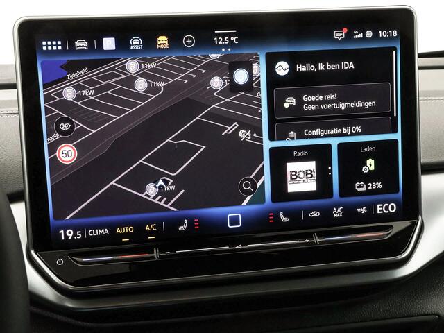 Volkswagen ID.4 Pro Limited Edition 77 kWh accu 286 PK · Trekhaak, elektrisch uitklapbaar · Achteruitrijcamera · Draadloze telefoonlader ·
