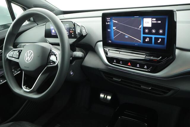 Volkswagen ID.4 Pure 52 kWh SOH 92% Trekhaak Navigatie Parkeersensoren Adaptive Cruise Apple CarPlay/Android Auto