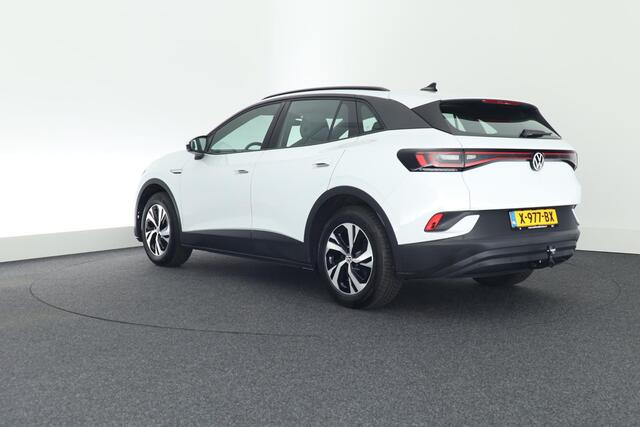 Volkswagen ID.4 Pure 52 kWh SOH 92% Trekhaak Navigatie Parkeersensoren Adaptive Cruise Apple CarPlay/Android Auto