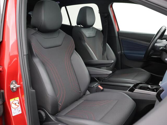 Volkswagen ID.4 GTX 4MOTION 77 kWh 300 PK + 20 INCH | PANORAMA | TREKHAAK WEGKL. | SFEERVERLICHTING | CAMERA | STUUR/STOELVERWARMING