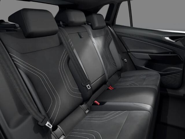 Volkswagen ID.4 Limited Edition 58 kWh accu 190 PK · Achteruitrijcamera · Draadloze telefoonlader · Trekhaak, elektrisch uitklapbaar · Voorraad OUTLET · Prijs is inclusief inruilpremie ·