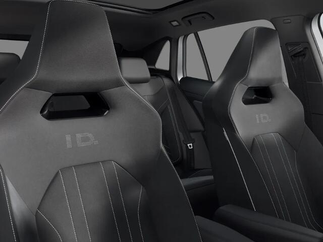 Volkswagen ID.4 Pro Limited Edition Plus 77 kWh accu 299 pk · Achteruitrijcamera · Stuurwiel & voor stoelen verwarmbaar · Trekhaak, elektrisch uitklapbaar