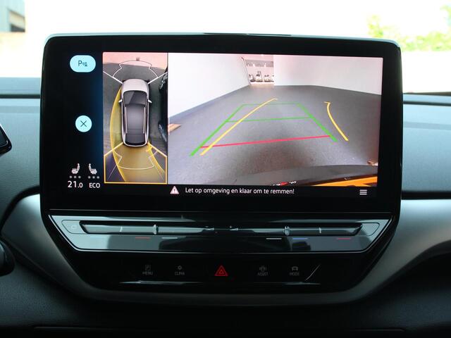 Volkswagen ID.4 204pk Panorama dak Navigatie Climate Control Parkeer Sensoren Lichtmetalen velgen