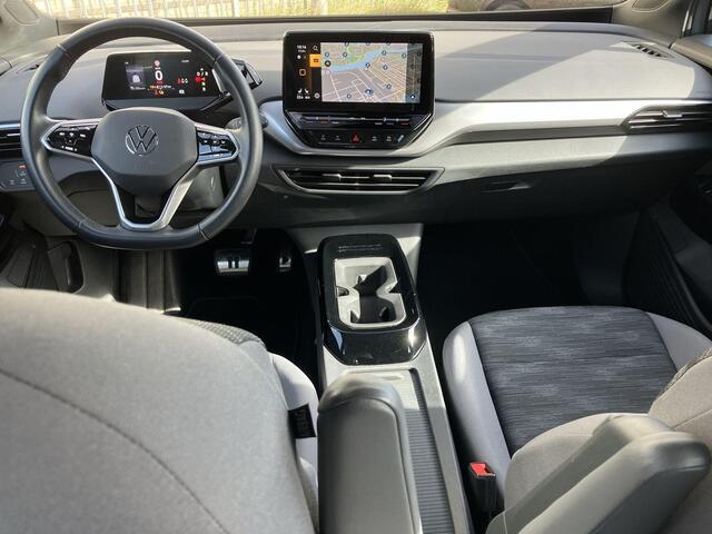 Volkswagen ID.4 Pure 52 kWh/150PK · Camera · Apple/Android Car Play · Stuur & Stoelverwarming