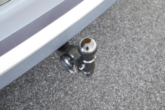 Volkswagen ID.4 First 204pk 77 kWh SOH 90% Trekhaak Camera Navigatie Stoelverwarming