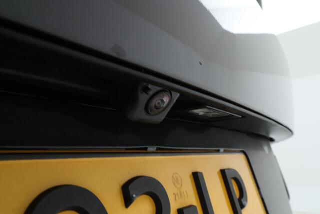 Volkswagen ID.4 First 77 kWh PRO, Halfleder, climate, etc