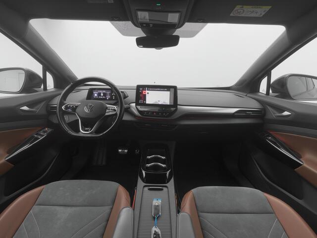 Volkswagen ID.4 First 77 kWh | CAMERA | ADAPTIVE | WARMTEPOMP | STOEL- EN STUURVERW.