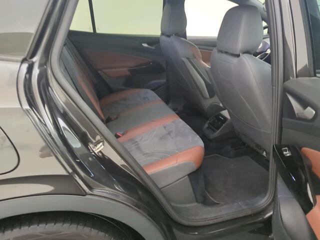 Volkswagen ID.4 First 77 kWh | Geen import | Camera | Navi