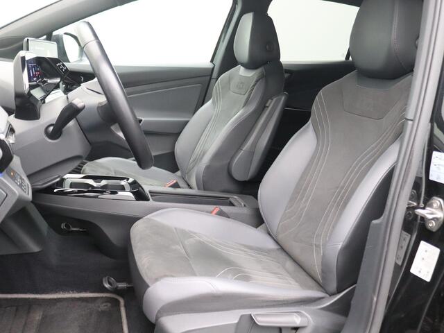 Volkswagen ID.4 Pro 77 kWh 204PK SOH 96,88%, Panoramadak, Trekhaak, Warmtepomp, Head-Up, Matrix-LED Verlichting, 360 gr. camera, Alarm, 19" LM Velgen, Stoel-Stuurverwarming, Keyless, Side Assist, Elektr. Klep
