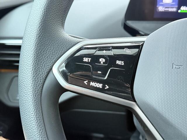 Volkswagen ID.4 Pro 77 kWh | 204 PK | SoH 92% | Trekhaak wegklapbaar | Adaptive Cruise Control | Climate Control | Parkeersensoren | Apple Carplay/Android Auto | 20" LM velgen |