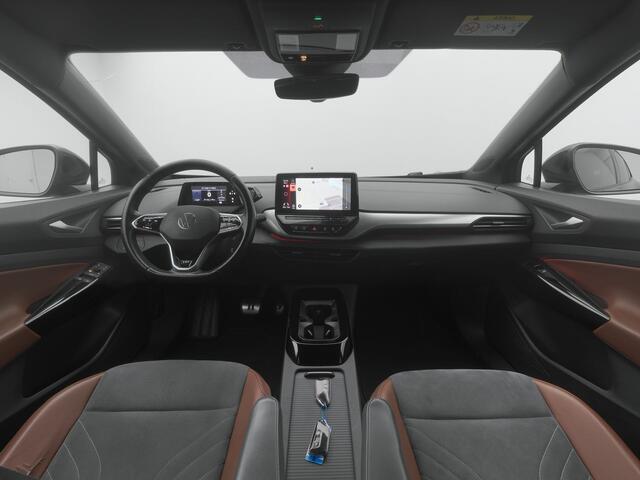 Volkswagen ID.4 First 77 kWh | CAMERA | ADAPTIVE | STOEL- EN STUURVERW.