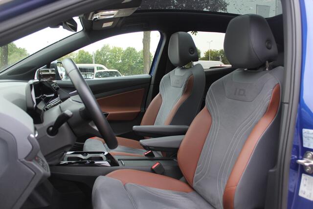 Volkswagen ID.4 Max 77 kWh / SOH 90,1% / Full option! / warmtepomp/ Panoramadak / Camera / Head-up / Keyless / 20'' / ACC / Dodehoek / Elektr. stoelen / Massage / Navigatie / Stuurverwarming