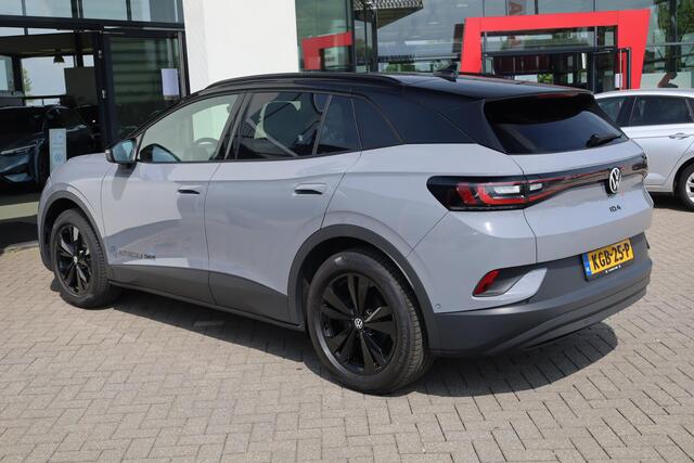 Volkswagen ID.4 Pro Limited Edition 77 kWh Black Pack leder / alcantara achteruitrijcamera navigatie stoel en stuurwiel verwarming 19" LMV keyless enntry ACC